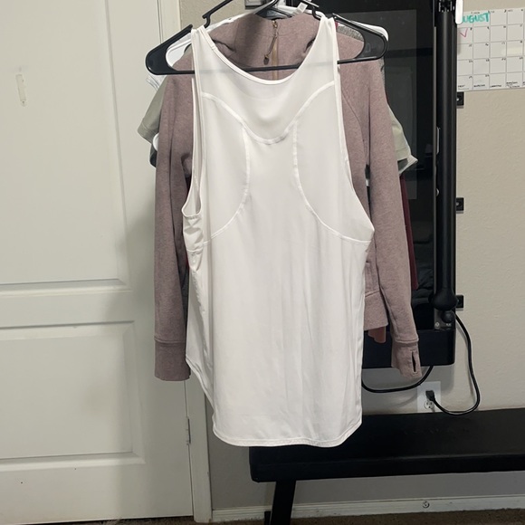 Lululemon sculpt tank - Picture 3 of 4